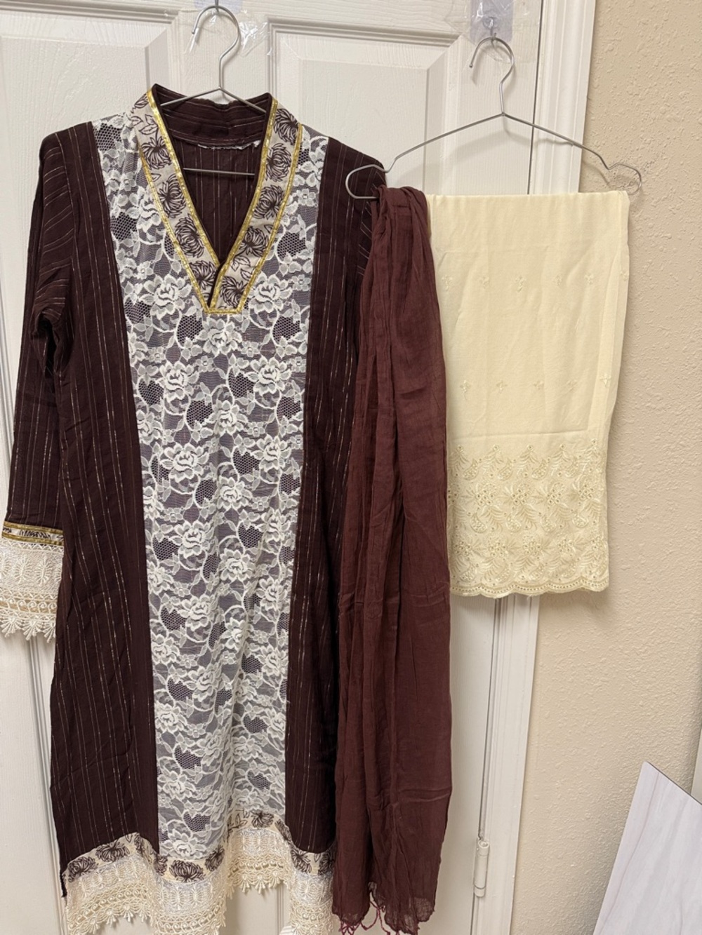 Pakistani  Brown Lace-Front Traditional Tunic with Cream Embellished Scarf Set